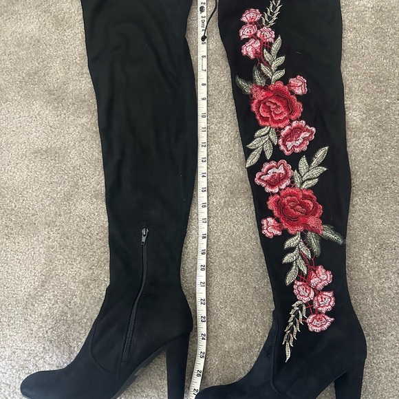 Thigh High Black and Floral Suede Boots size 8 1/2 - Picture 2 of 3